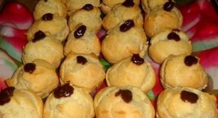 Эклеры с творогом и бананом