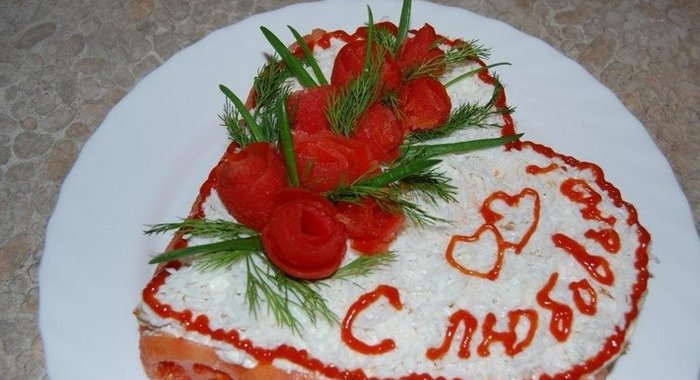 Закусочный торт из слоеного теста