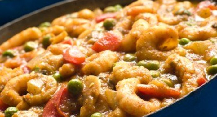 Креветки с красным перцем в соусе из кокосового молока с карри (Panang Kung)