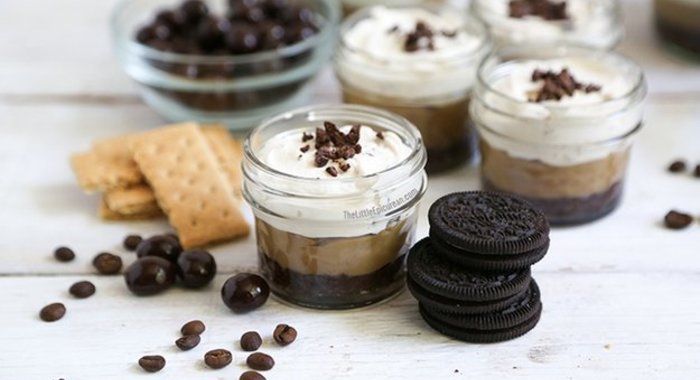 Белый пудинг с шоколадным печеньем