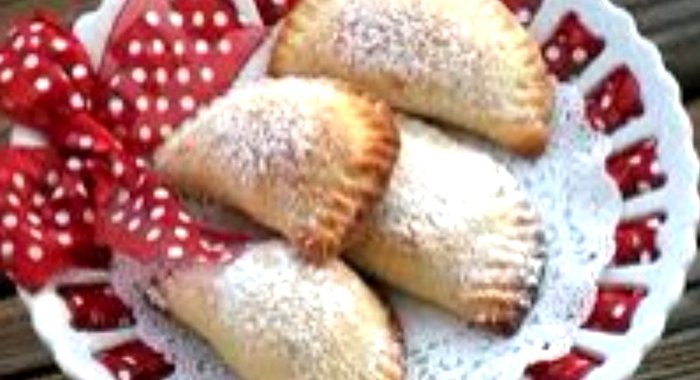 Сочни с яблоком