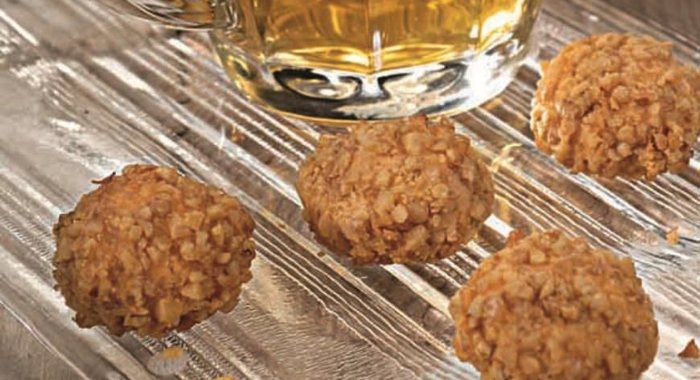 Сырное печенье с грецкими орехами