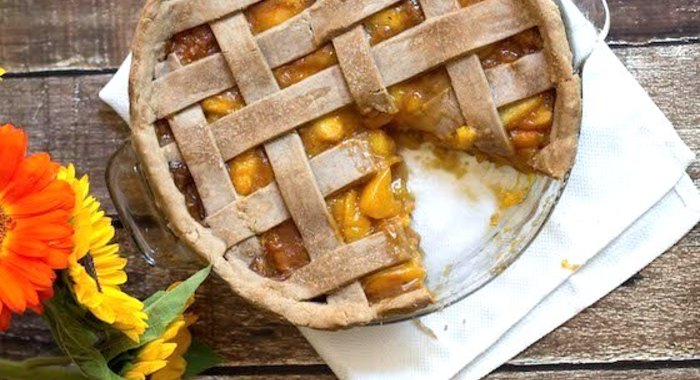 Пряный персиковый пирог