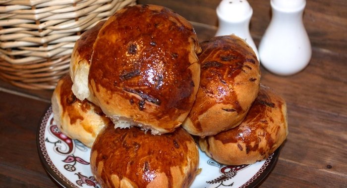 Булочки из дрожжевого теста в духовке