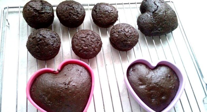 Острые шоколадные кейки