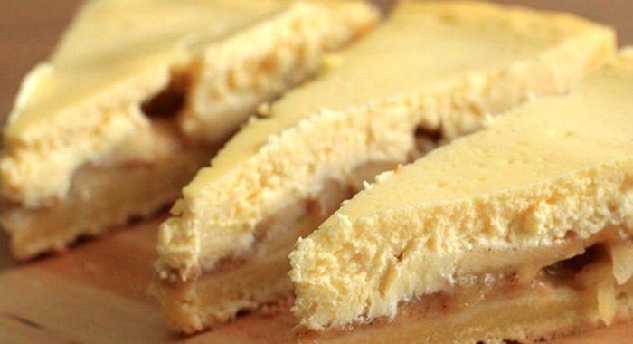 Творожно-яблочный пирог