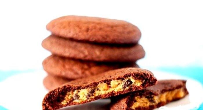 Шоколадное печенье с ванилью