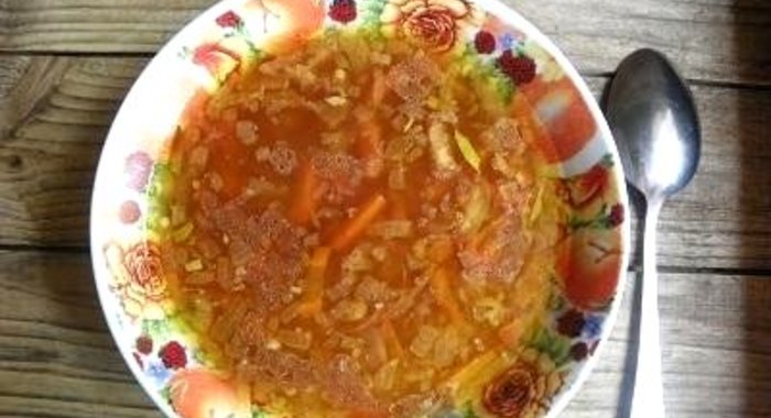 Азиатский суп с курицей и рисом