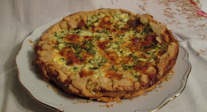 Пирог с кабачками, зеленым горошком и моцарелой