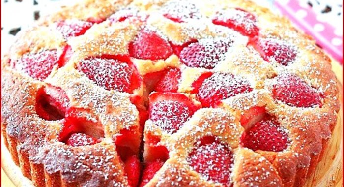 Клубничный пирог (или любые другие фрукты по вкусу)