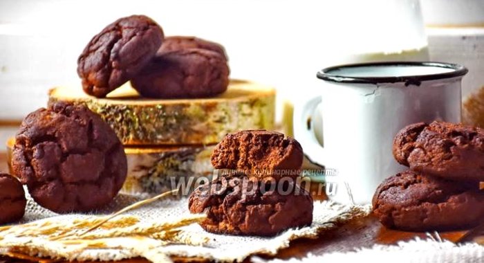 Шоколадное печенье с кукурузной мукой
