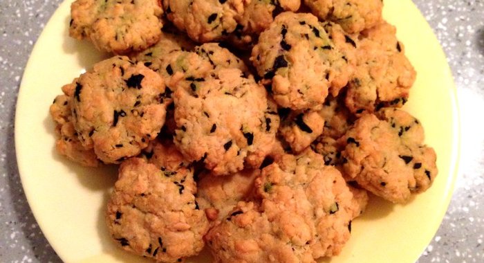 Печенье с сыром и базиликом