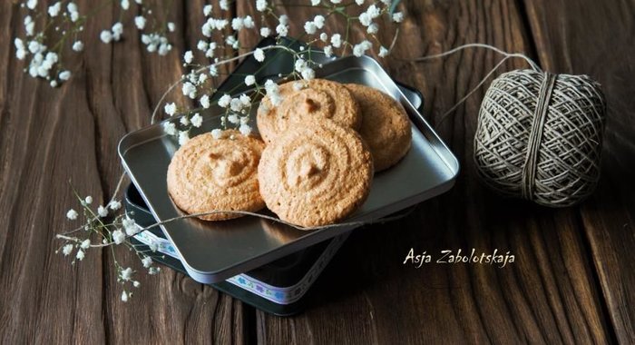 Легкое миндальное печенье