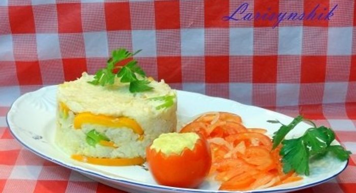 Рисовая каша с тушенкой из курицы