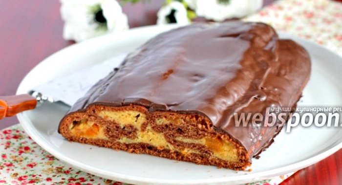 Абрикосовый свёрнутый пирог