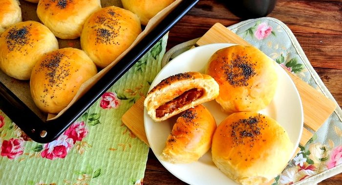 Булочки со сгущёнкой варёной