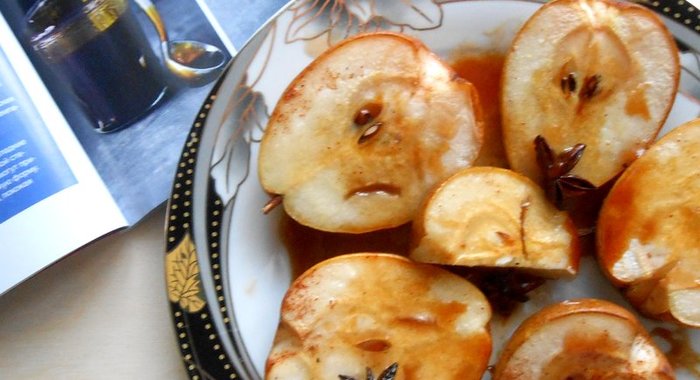 Печеная пряная груша