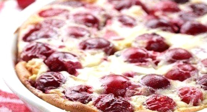 Клафутти с вишенкой