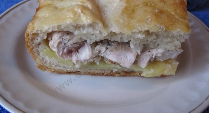 Пирог с картошкой и курицей в духовке