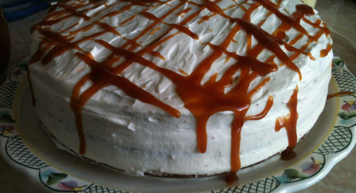 Сливочно-карамельный торт