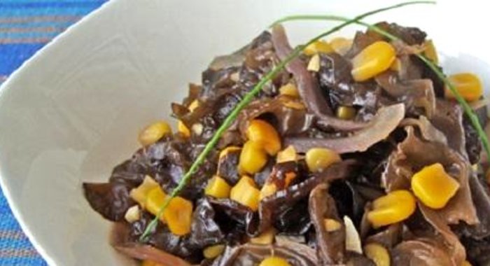 Китайские древесные грибы муэр