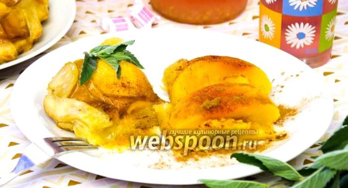 Слоёный пирог с персиками