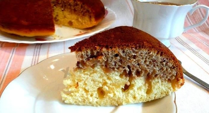 Пирог на кефире в мультиварке