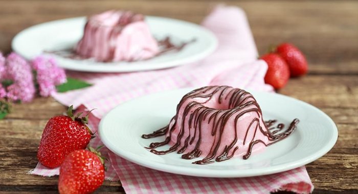 Клубничное суфле без выпекания