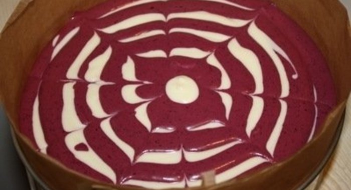 Творожный черничный торт без выпечки