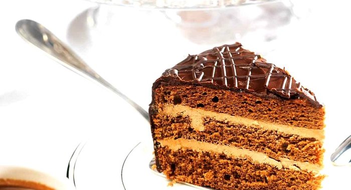 Торт «Прага» с абрикосовым джемом