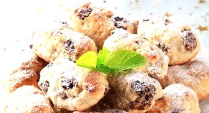 Новогоднее печенье с ананасами и вишней