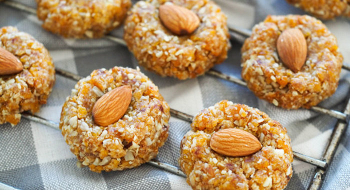 Печенье с курагой и кокосовой стружкой