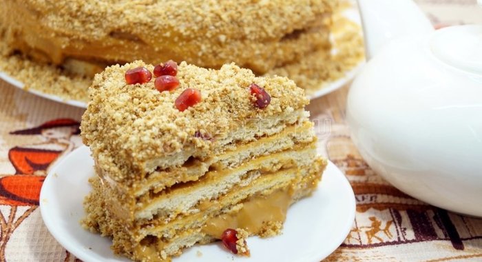 Торт «Медовик»