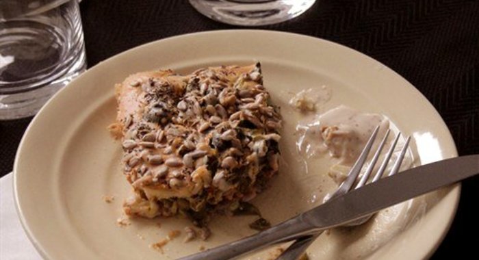 Быстрый куриный пирог со стручковой фасолью и рисовым тестом