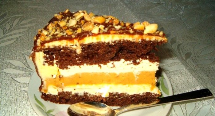 Торт Сникерс без выпекания