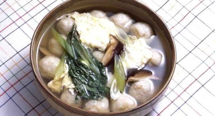 Суп с рыбными шариками и шиитаке