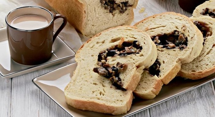 Пирог-бриошь с грибами