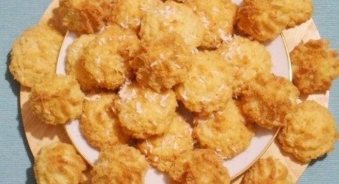 Кокосовое печенье с ананасом