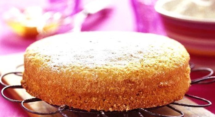 Манник с йогуртом и молочным шоколадом