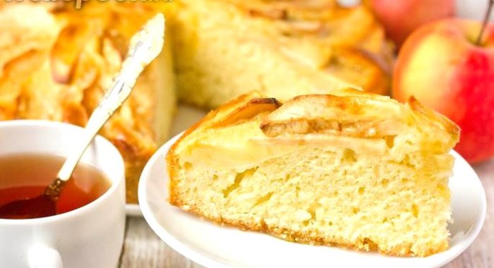 Яблочный пирог со сливочной заливкой