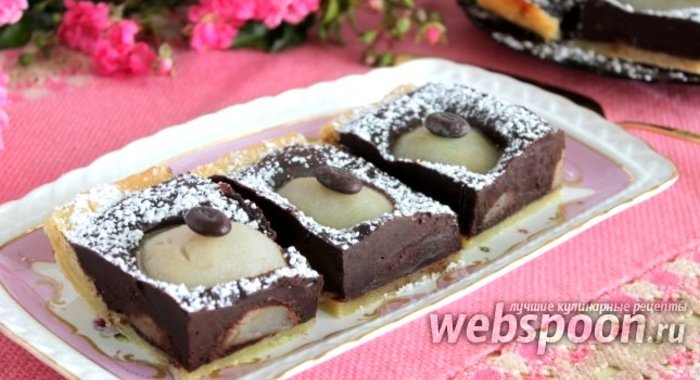 Шоколадный пирог с грушами