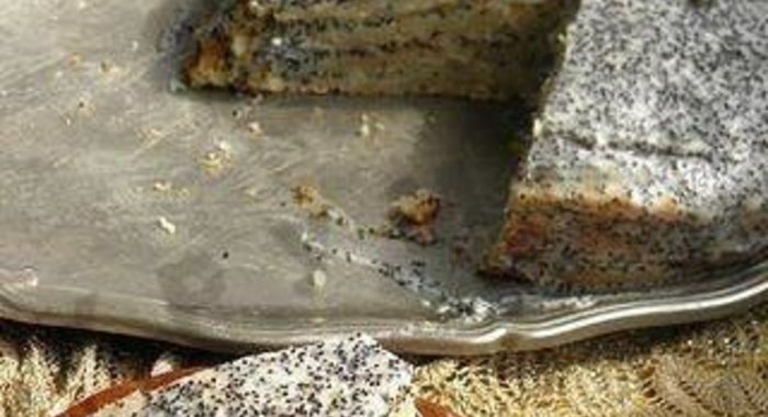 Сметанный торт с маком