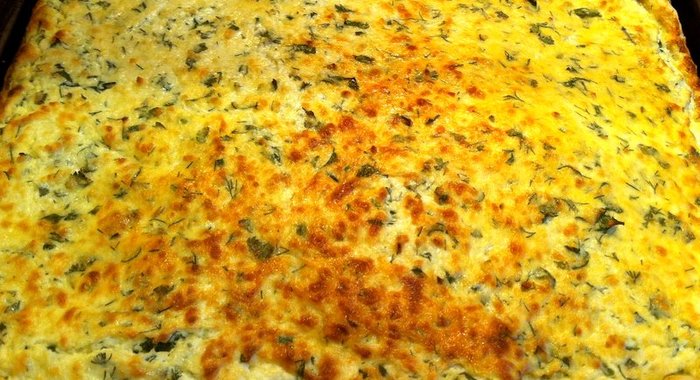 Сырный пирог из слоеного теста