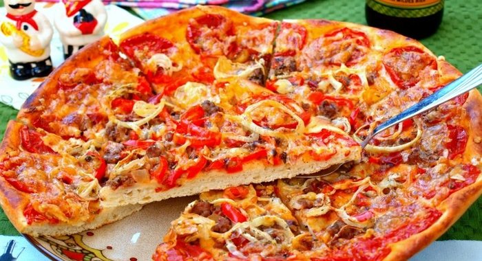 Пицца с мясным фаршем