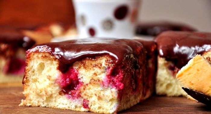 Бисквитный пирог