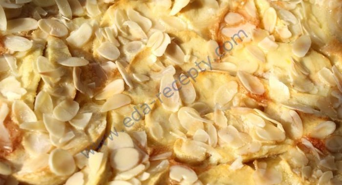 Пирог с яблоками быстро