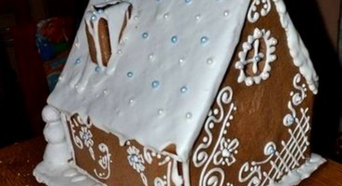 Пряничный домик имбирный