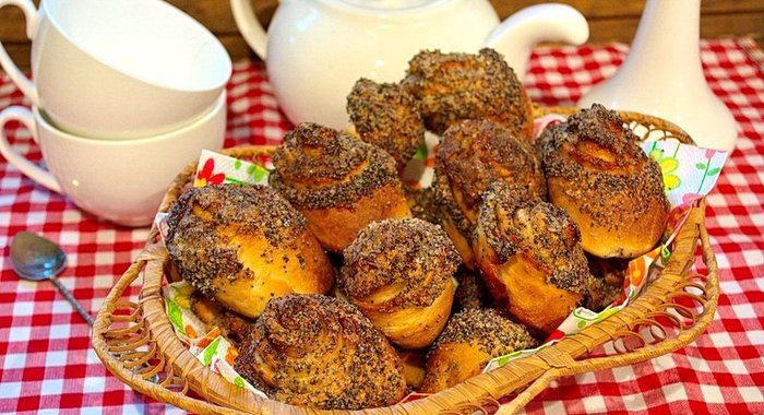Булочки с корицей из дрожжевого теста