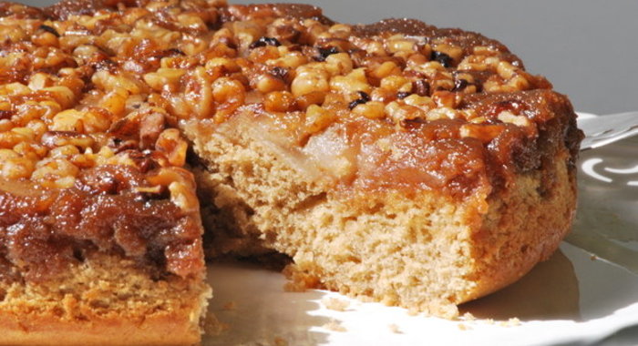 Пирог с грецкими орехами