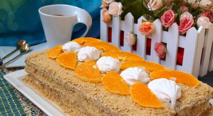 Торт без выпечки из печенья и зефира